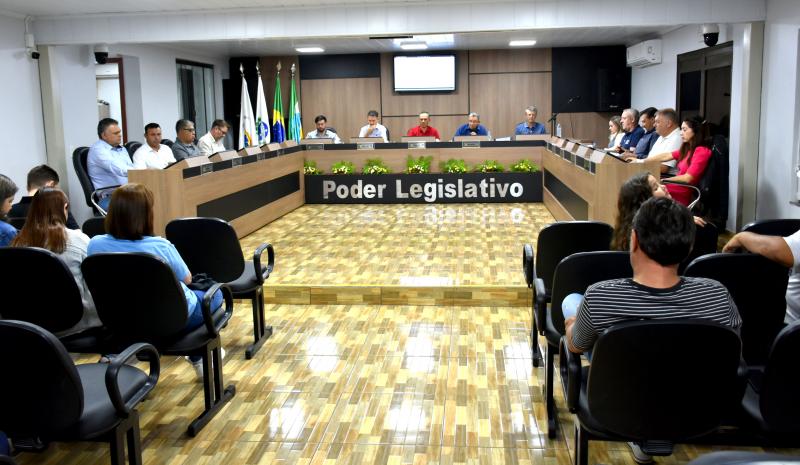 Câmara de Laranjeiras do Sul debate habitação, saúde e educação na sessão desta segunda (18)